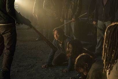 >>> NOT TO BE USED UNTIL 10/24/16 at 1:00 AM EST <<< Jeffrey Dean Morgan as Negan, Danai Gurira as Michonne, Norman Reedus as Daryl Dixon, Christian Serratos as Rosita Espinosa, Steven Yeun as Glenn Rhee - The Walking Dead _ Season 7, Episode 1 - Photo Credit: Gene Page/AMC