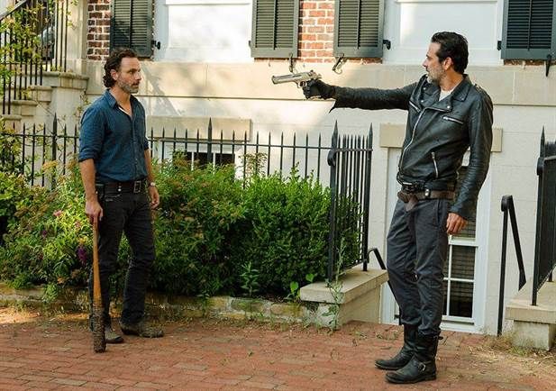 the-walking-dead-episode-704-rick-lincoln-2-935